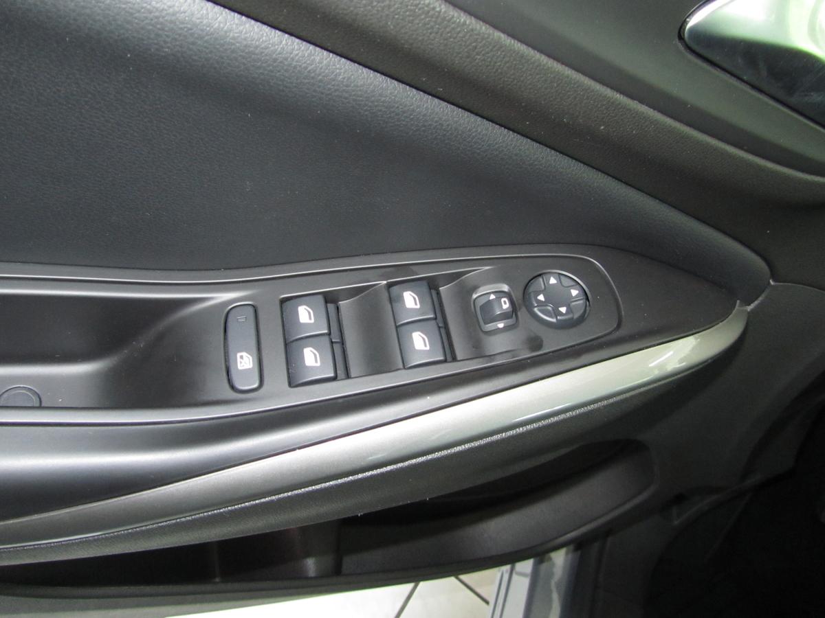 Opel Grandland X 1.2 Turbo +Shzg.+LED+PDC+Klimaaut.
