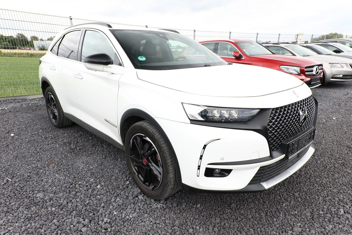 DS Automobiles DS7 Crossback 7 Crossback 1.5 BHDi 130 EAT8 Perf.Li.+ LED ACC