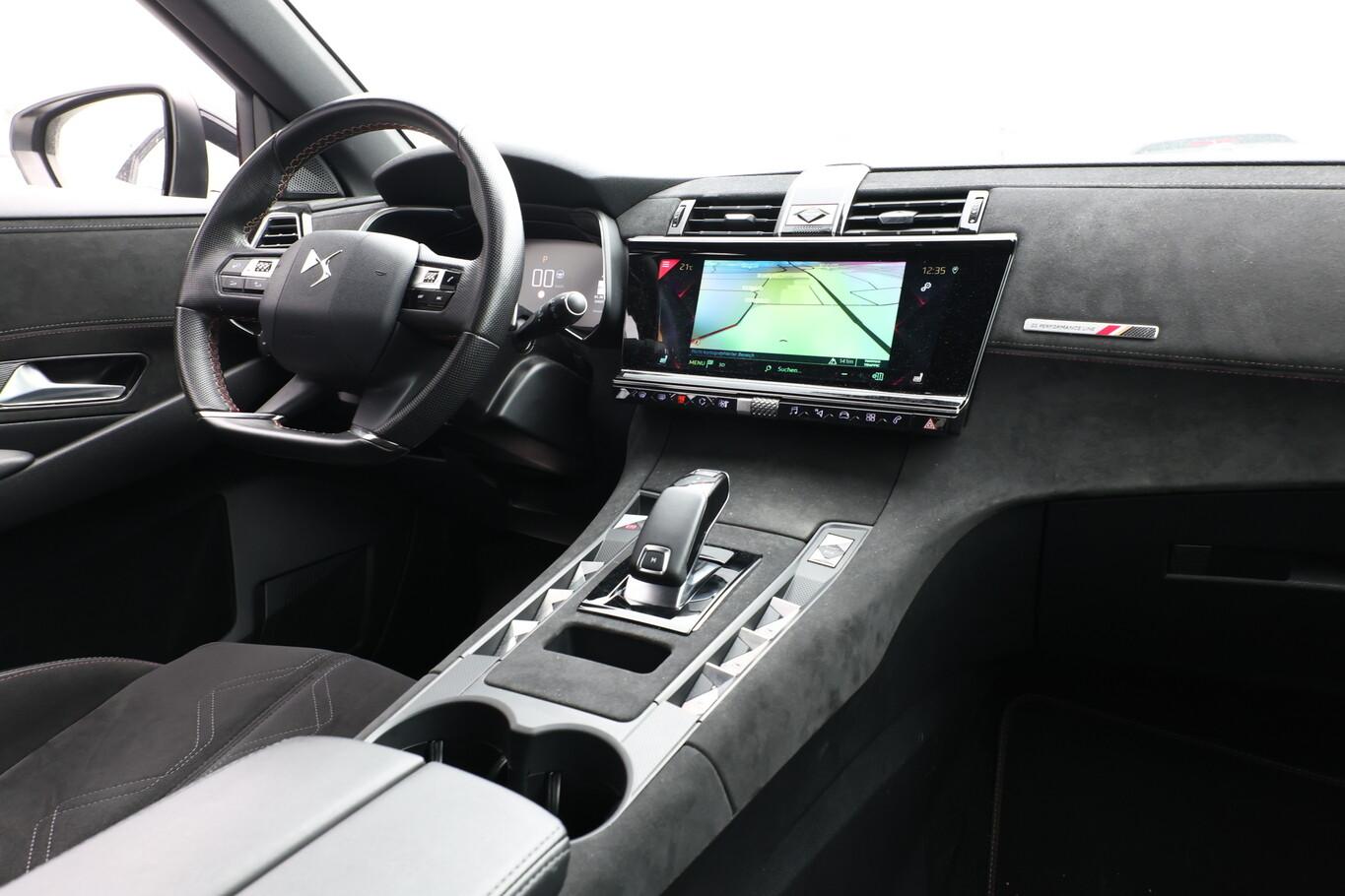 DS Automobiles DS7 Crossback 7 Crossback 1.5 BHDi 130 EAT8 Perf.Li.+ LED ACC