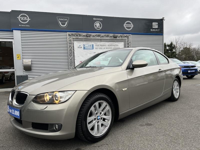 BMW 320 i COUPE KLIMA*LEDER*SHZG*NAVI*XENON*ALU*PDC