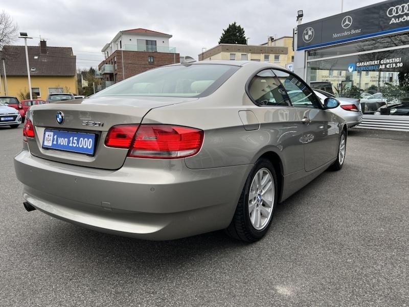 BMW 320 i COUPE KLIMA*LEDER*SHZG*NAVI*XENON*ALU*PDC