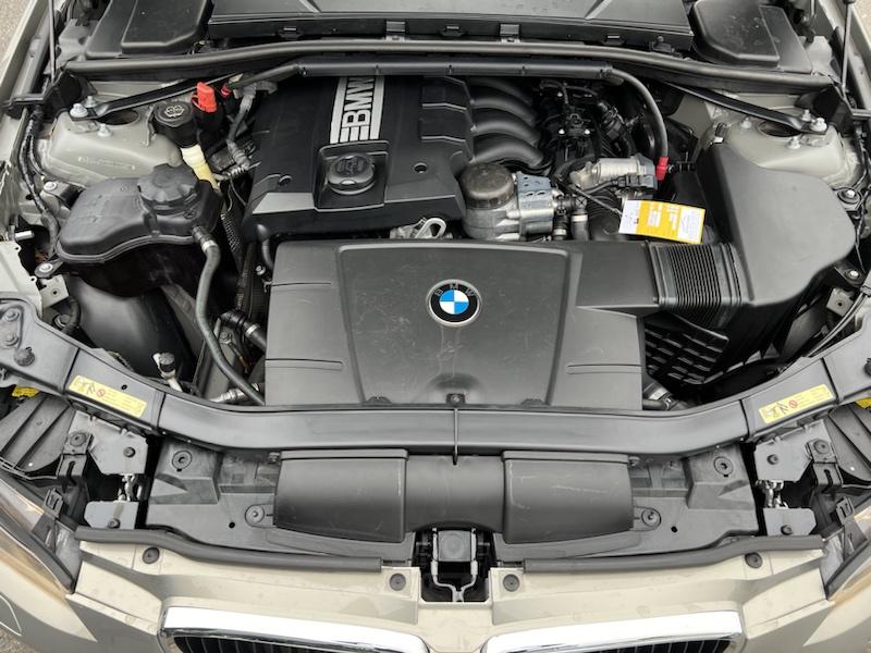BMW 320 i COUPE KLIMA*LEDER*SHZG*NAVI*XENON*ALU*PDC