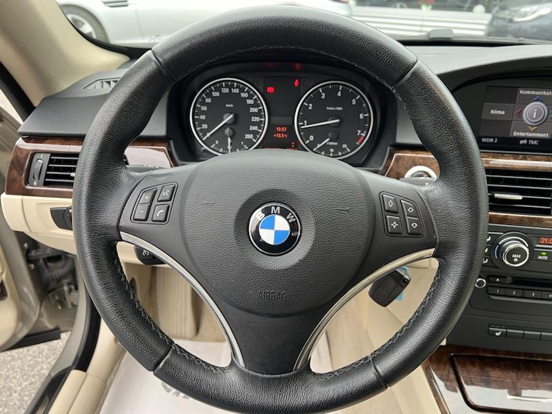 BMW 320 i COUPE KLIMA*LEDER*SHZG*NAVI*XENON*ALU*PDC