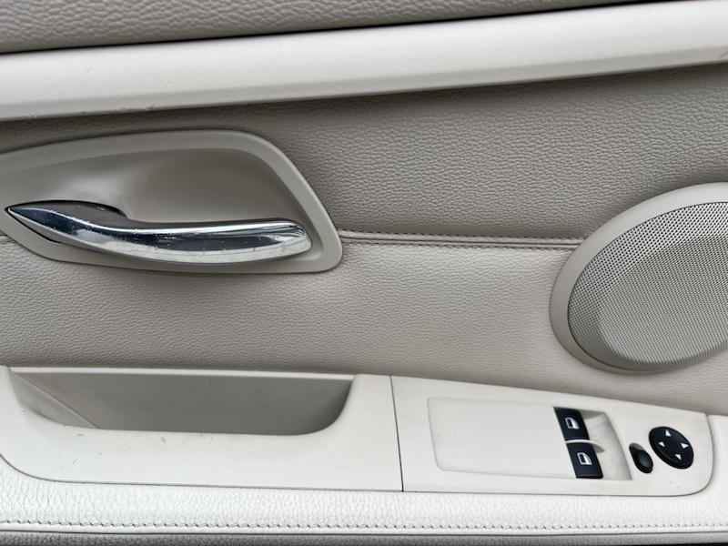 BMW 320 i COUPE KLIMA*LEDER*SHZG*NAVI*XENON*ALU*PDC