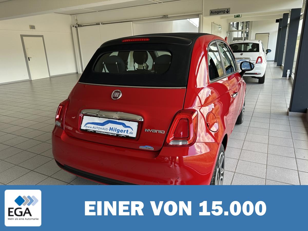 Fiat 500C 1.0 Cabrio Mild Hybrid Club PDC Klima Car Play