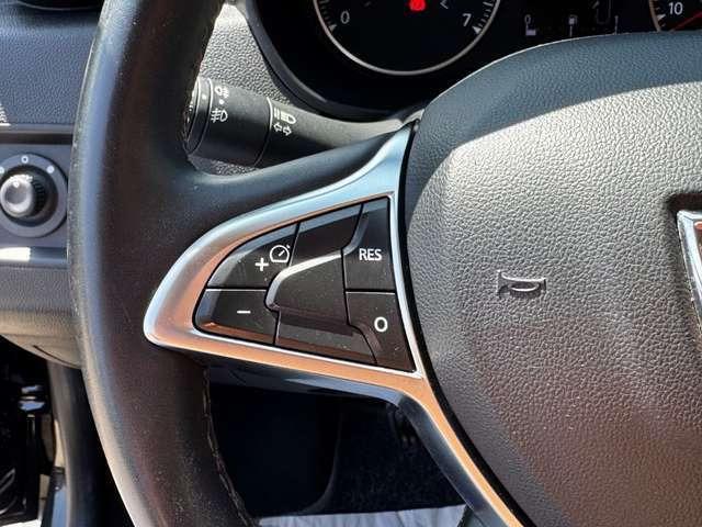 Dacia Duster 1.6 Comfort *NAVI*KAM*AHK*ALLWETTER*TOP*