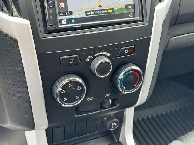 Isuzu D-Max Double Cab 4WD *NAVI*KAM*3,5T*5-SITZ*