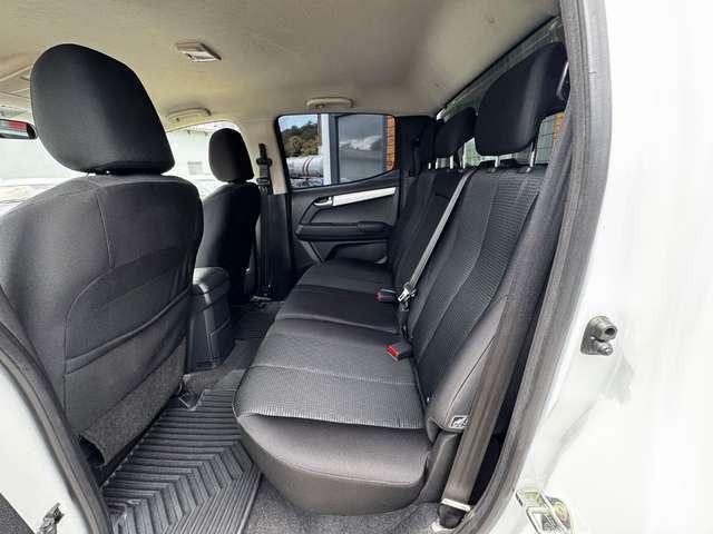 Isuzu D-Max Double Cab 4WD *NAVI*KAM*3,5T*5-SITZ*