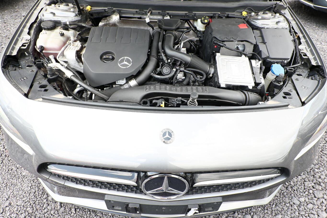 Mercedes-Benz DCT AMG Line LED SHZ