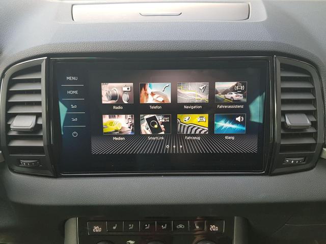Skoda Karoq Selection 1,5TSI DSG 110KW/150PS Navi C...
