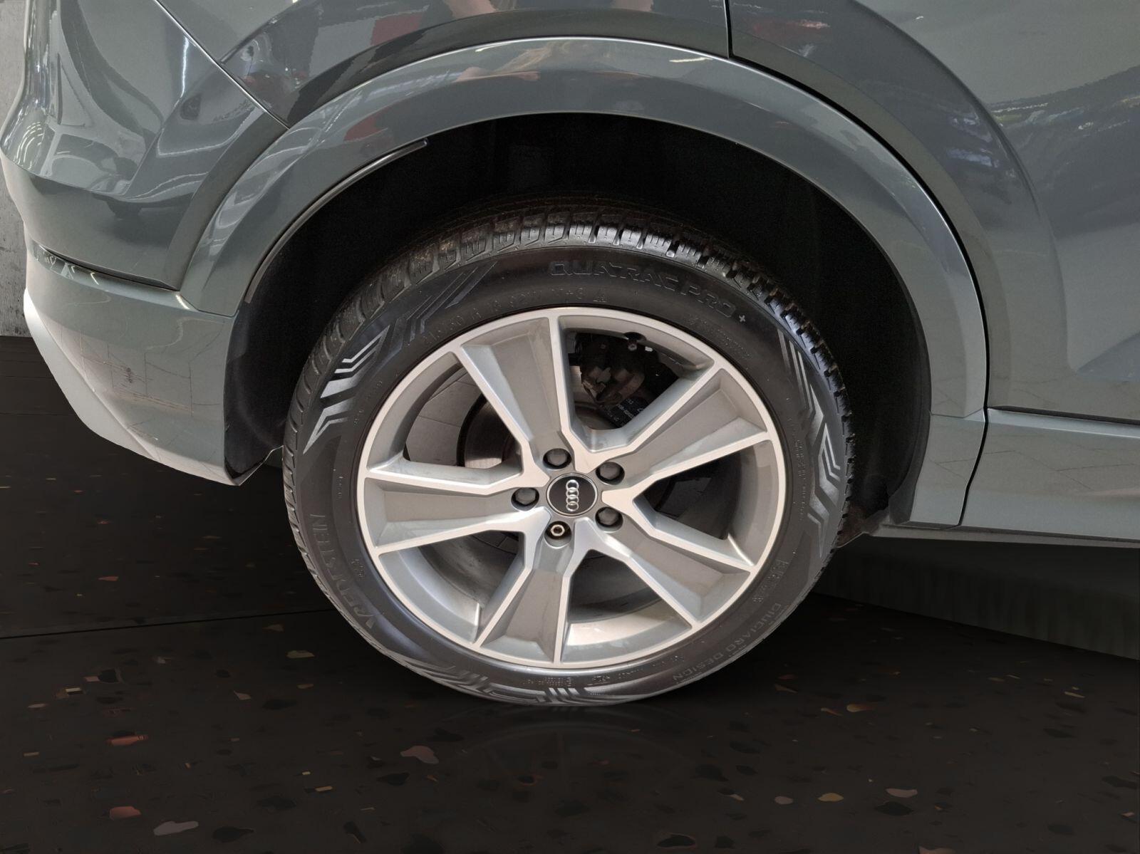 Audi Q2 Design 1.0 TFSI ultra 85(116) kW(PS) 6-Gang