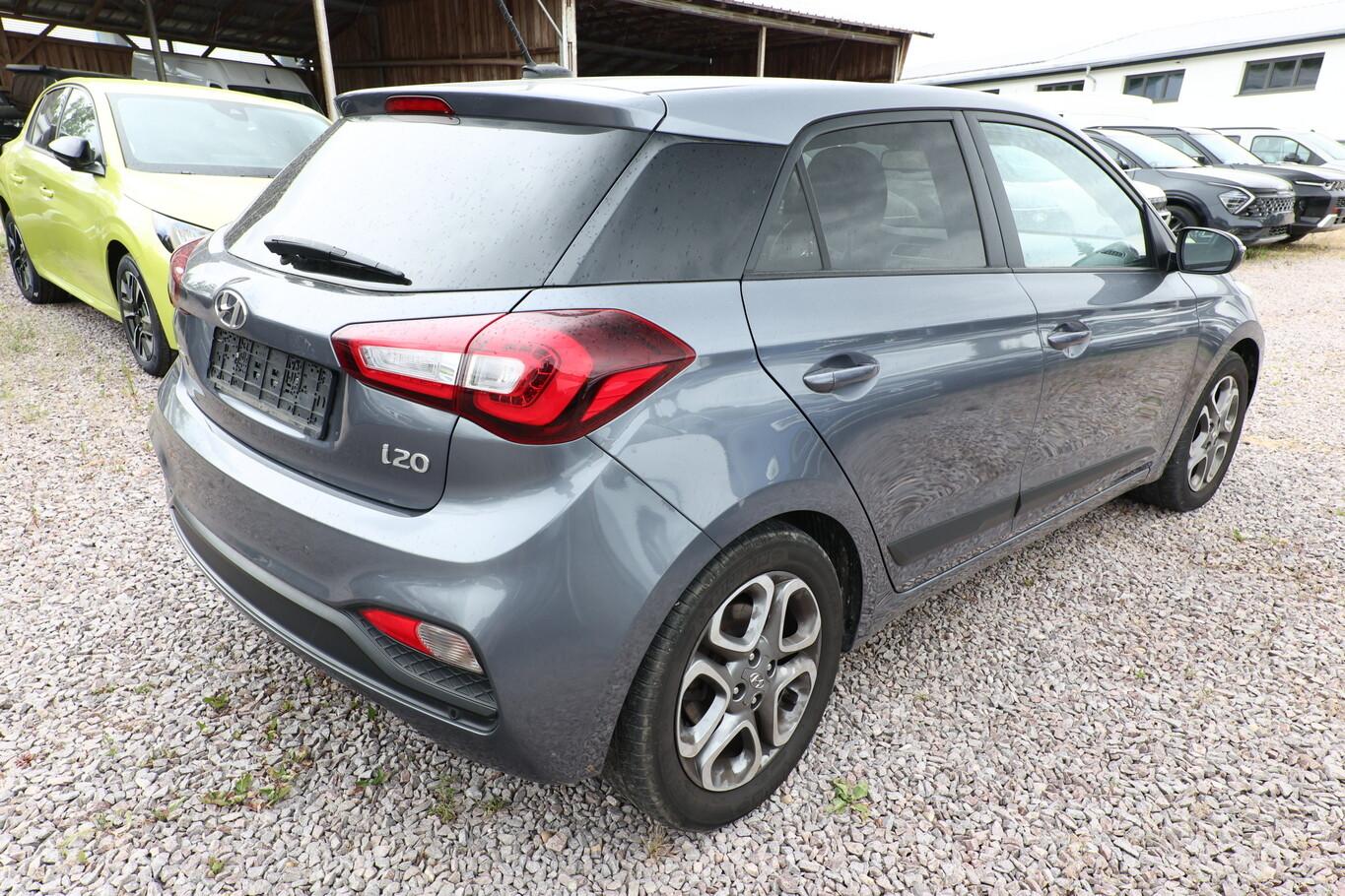 Hyundai i20 1.0 120 Style Nav PDC Kam Temp CarPlay 16Z