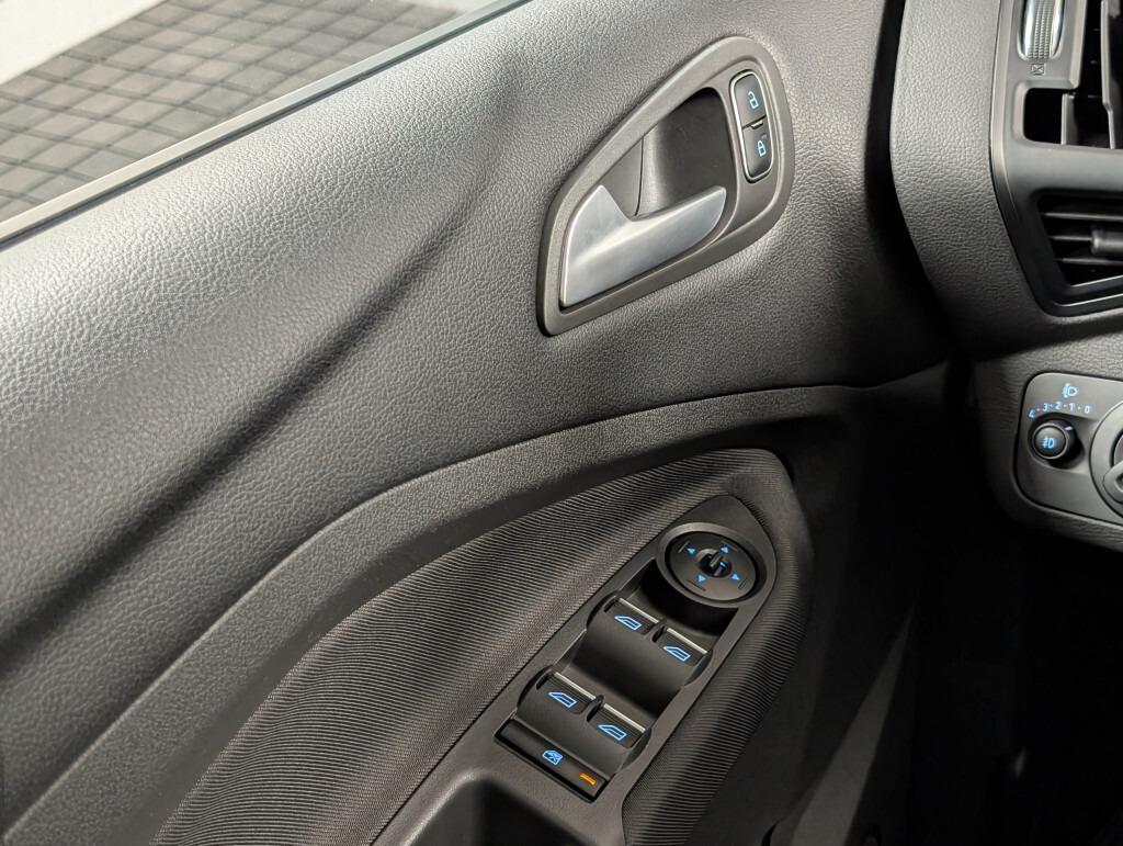 Ford C-Max C-MAX 1 Hand+AHK+LED+Temp+Klima+Multi+Allwetter
