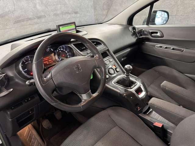 Peugeot 5008 1.6 Allure Klima*PDC*SHZ*Pano*Tempo EXPORT