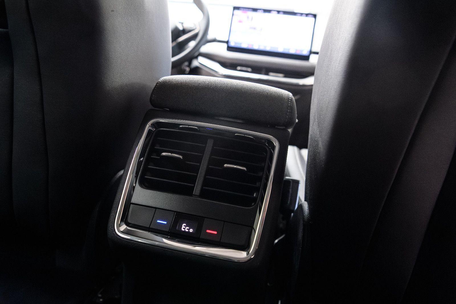 Skoda Enyaq 50 Loft LED+NAVI+ACC+APP+KEYLESS+SITZHEIZ.