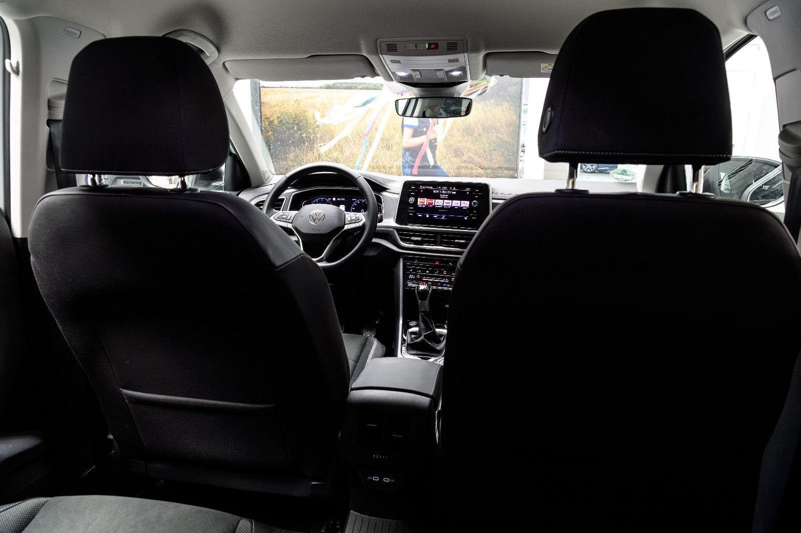 Volkswagen T-Roc Style 1.0 TSI LED+AHK+NAVI+KEYLESS+5 J.GAR