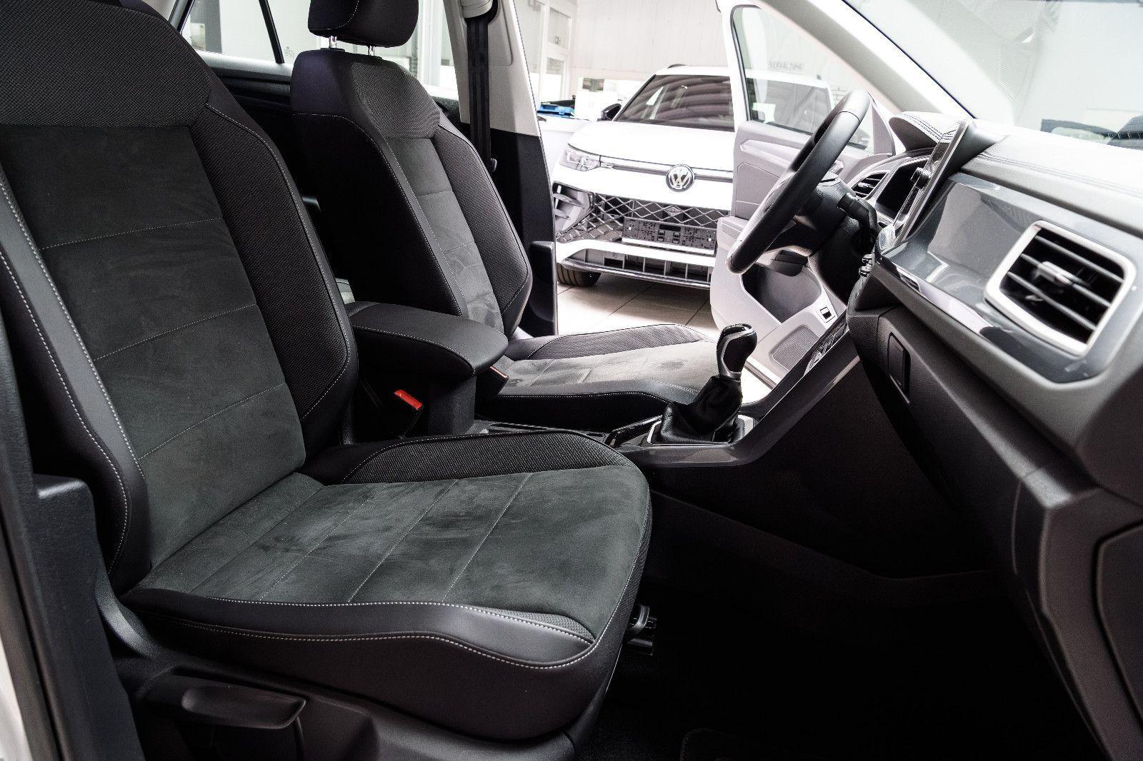 Volkswagen T-Roc Style 1.0 TSI LED+AHK+NAVI+KEYLESS+5 J.GAR
