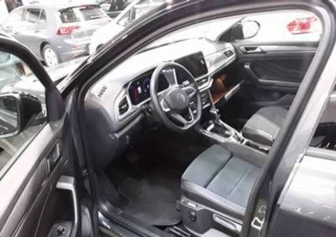 Volkswagen T-Roc Style 1.5 TSI DSG LED+AHK+NAVI+ACC+SHZ+APP