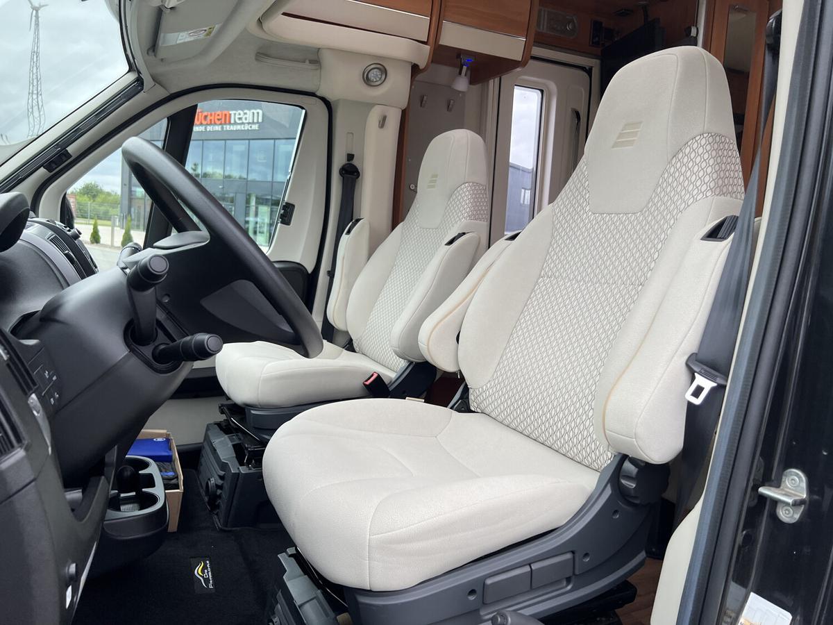 HYMER / ERIBA / HYMERCAR Tramp SL 588 Solar+Markise+Sat TV+Navi+Kamera