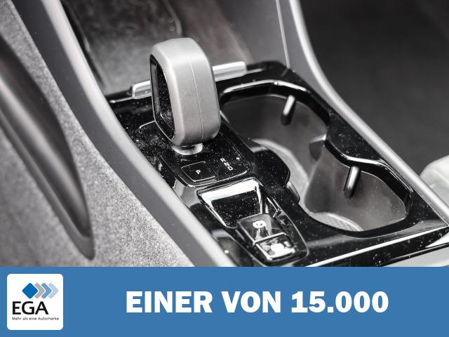 Volvo XC60 Ultimate Dark 2WD B4 Diesel EU6d HUD AD digitales Cockpit Memory Sitze Soun