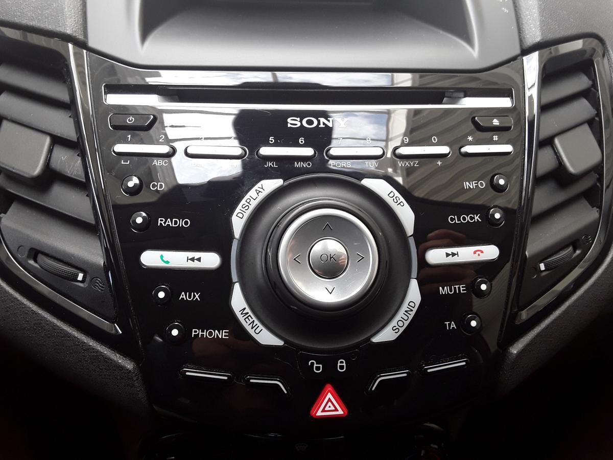 Ford Fiesta 1.0 Titanium, Bezeizbare Frontscheibe, Climatronic