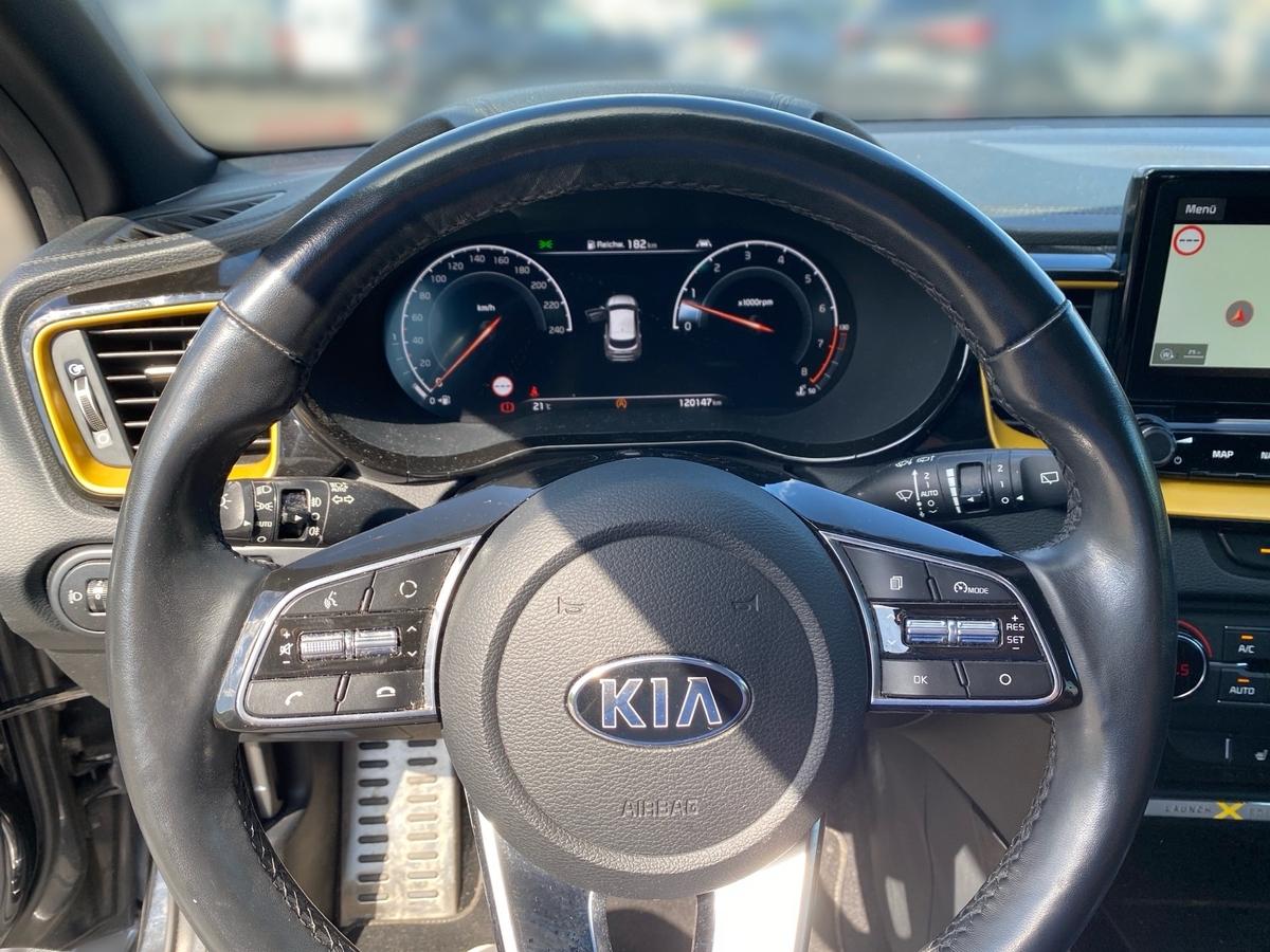 Kia XCeed 1.4 T-GDI Launch Edition Pano