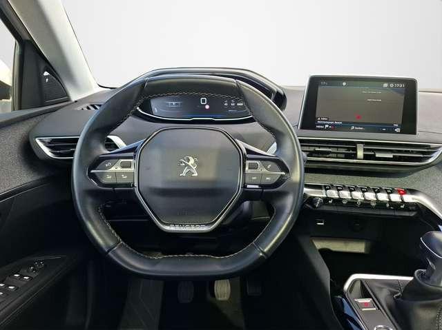 Peugeot 3008 Allure 1.5 BlueHDI KLIMA / NAVI / PANORAMA / SITZH