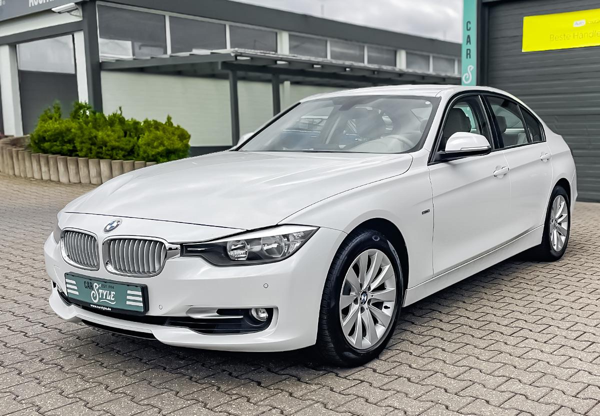 BMW 320 i NAVI SHZ PDC 