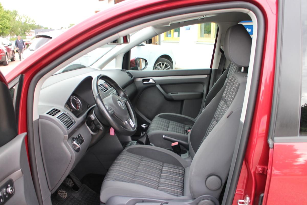 Volkswagen Touran Cross 2.0 TDI *7 SITZER*Navi*2.Hand*RearCamera