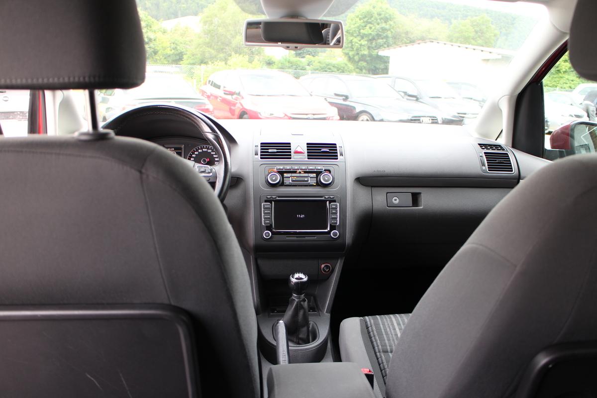 Volkswagen Touran Cross 2.0 TDI *7 SITZER*Navi*2.Hand*RearCamera