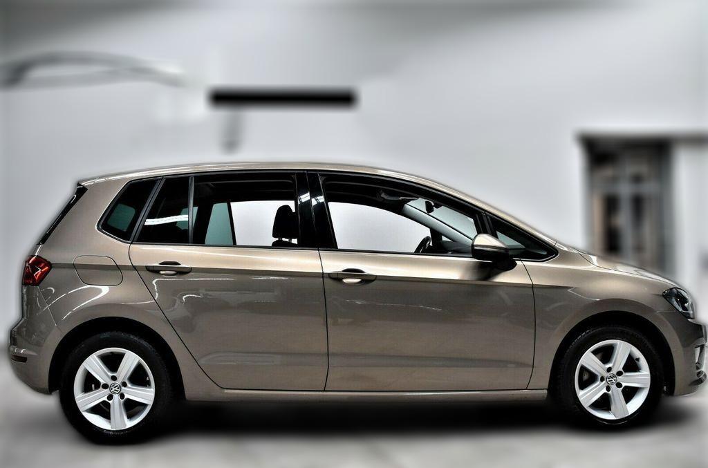 Volkswagen Golf Sportsvan 1.6 TDI Panorama Sitzhzg Navi