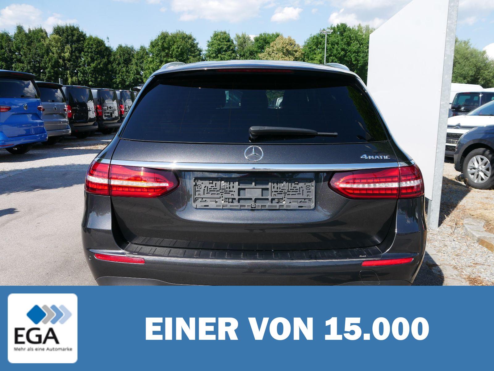 Mercedes-Benz E 450 AVANTGARDE  4MATIC  T-MODELL*NAVI*ACC*LED*PDC*KAMERA*SHZ*LICHT-PAKET*AMG-L