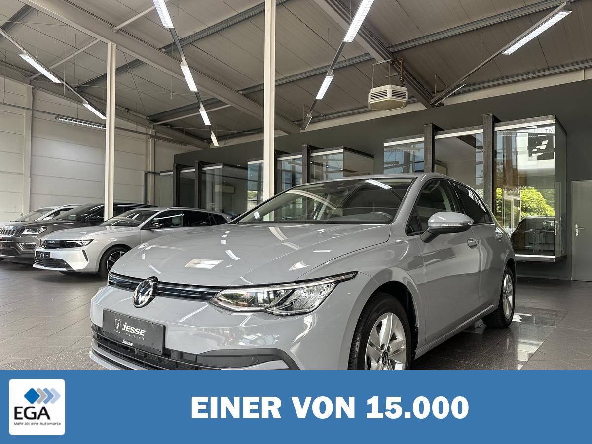 Volkswagen Golf VIII 2.0 TDI Life LED ACC Navi SHZ PDC AHK