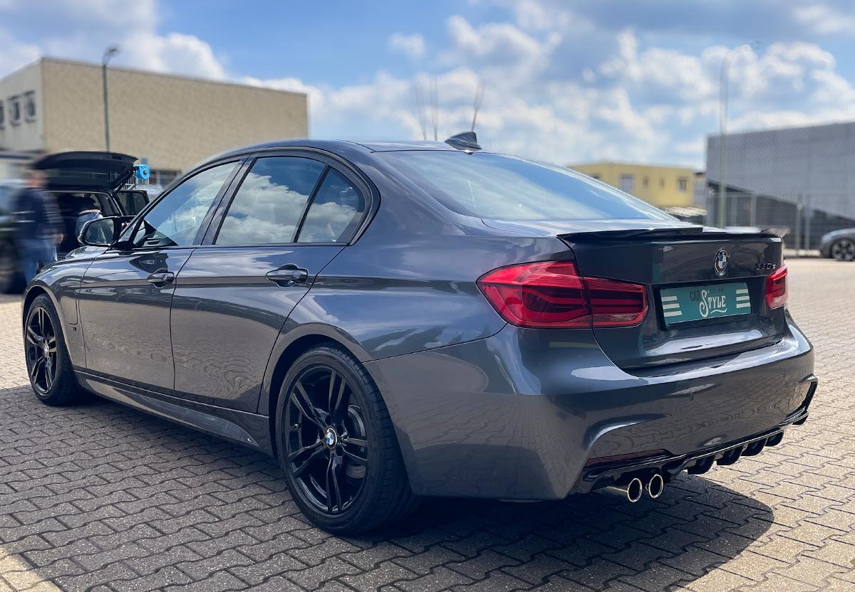BMW 330e M Sport.LED.Pano.Head Up Display.