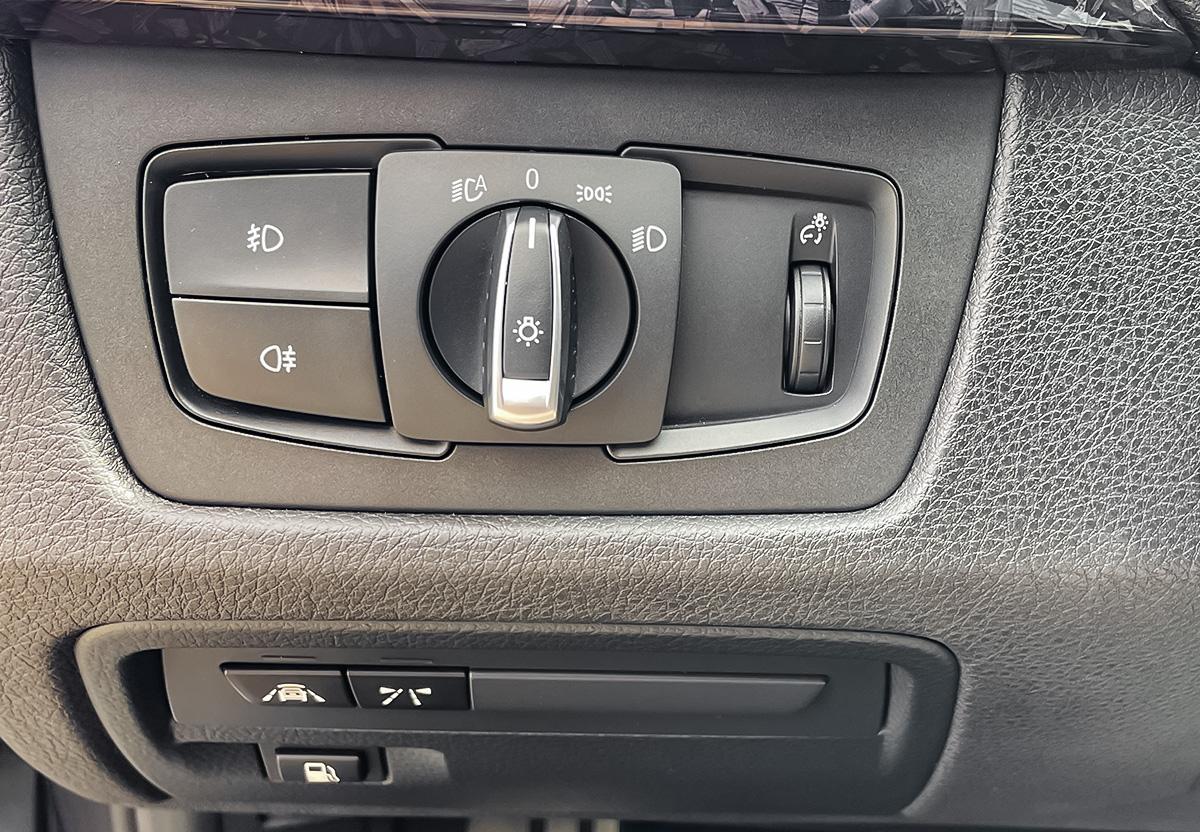 BMW 330e M Sport.LED.Pano.Head Up Display.