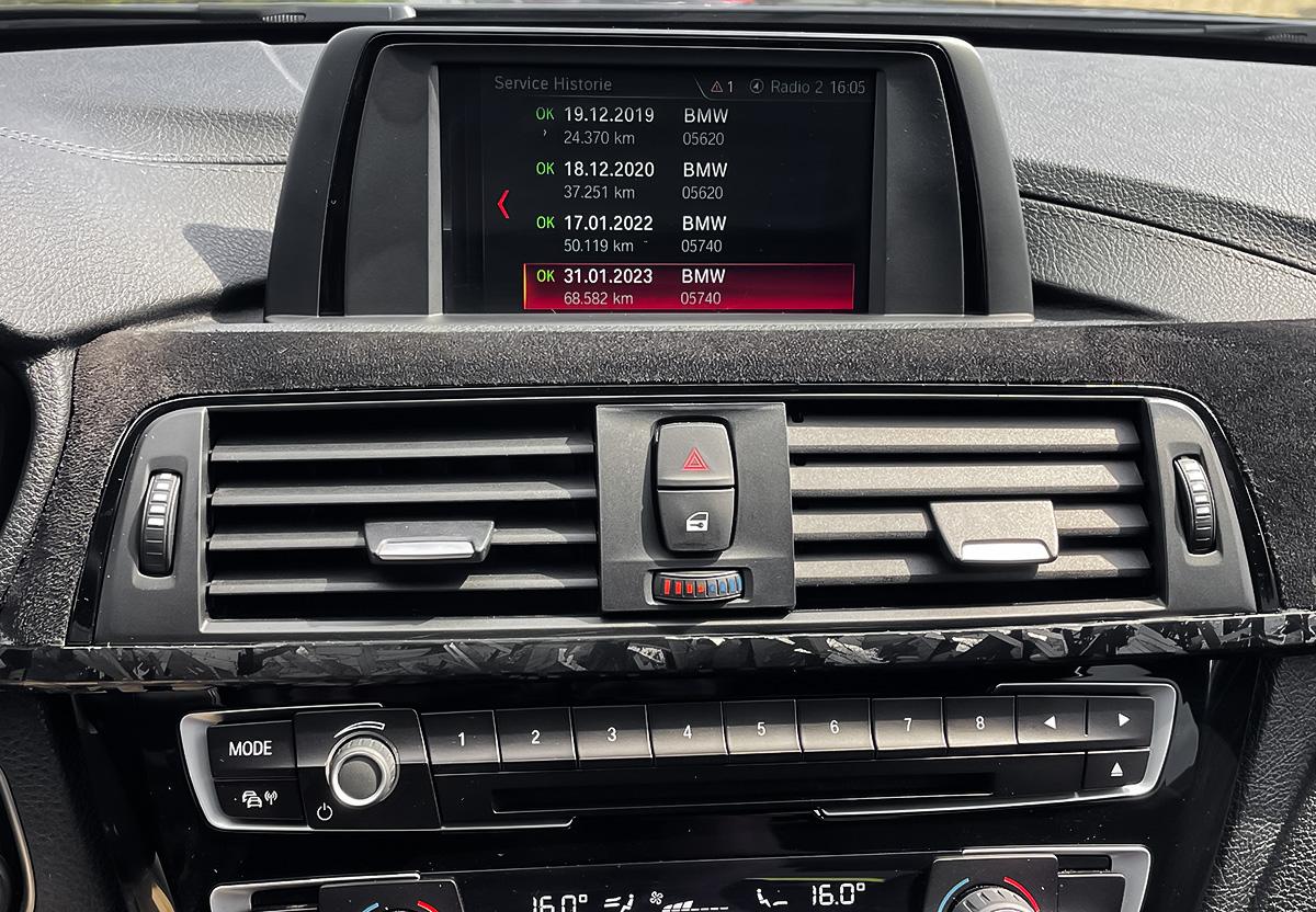 BMW 330e M Sport.LED.Pano.Head Up Display.