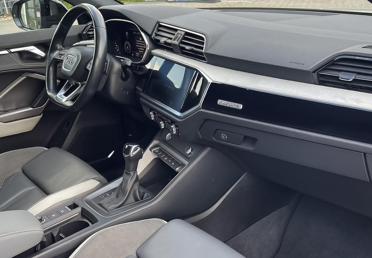 Audi Q3 Sportback 45 2.0 TFSI quattro S line.NAV.SHZ.LED