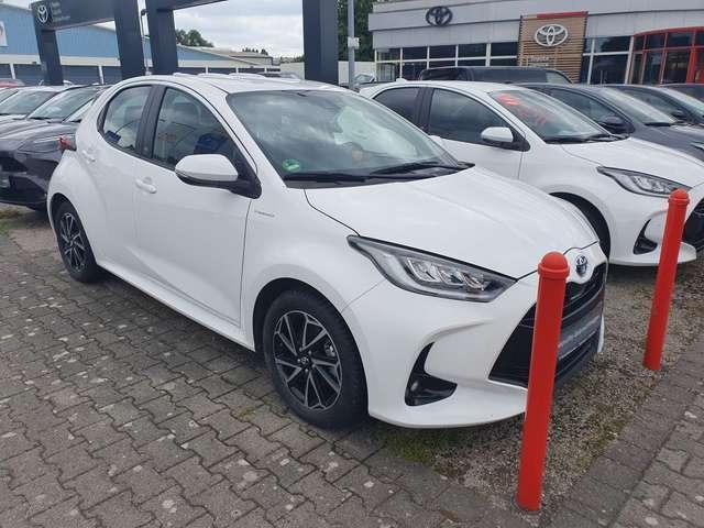 Toyota Yaris Hybrid 1.5 VVT-i Team Deutschland