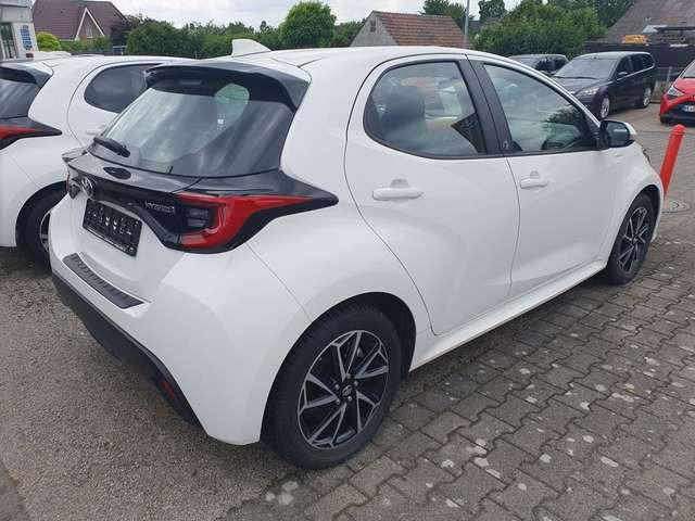 Toyota Yaris Hybrid 1.5 VVT-i Team Deutschland