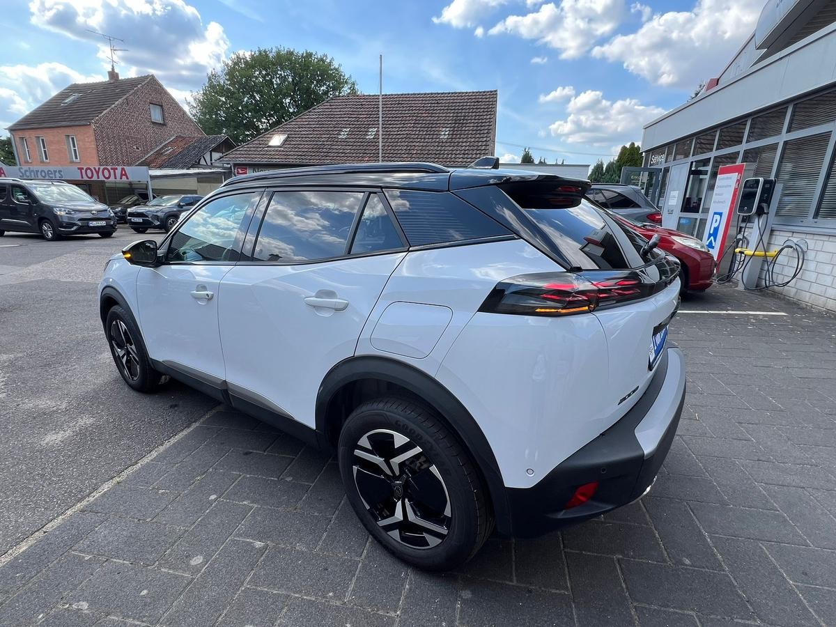 Peugeot 2008 1.2 PureTech 130 GT - PDC - R.Kam - Navi - T.Leder 