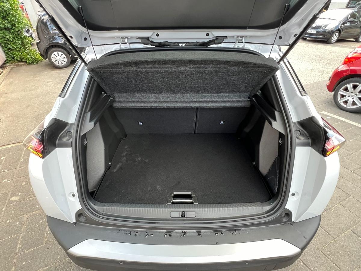 Peugeot 2008 1.2 PureTech 130 GT - PDC - R.Kam - Navi - T.Leder 