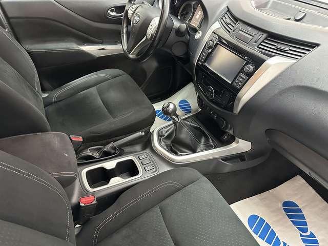 Nissan Navara N-Connecta King Cab 4x4 