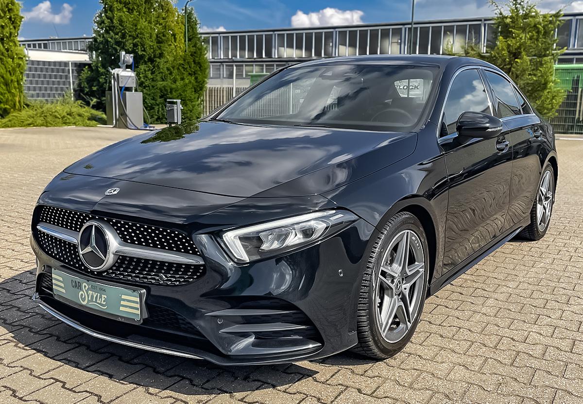 Mercedes-Benz A 180 d AMG Line NAVI RFK SHZ LED 
