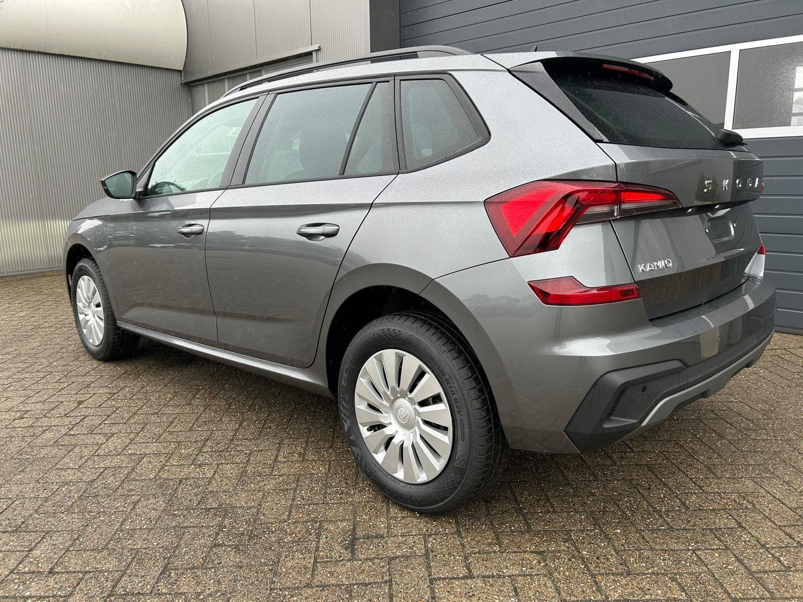 Skoda Kamiq 1.0 TSI 115PS DSG Selection Matrix-LED Sitzheizung Gar