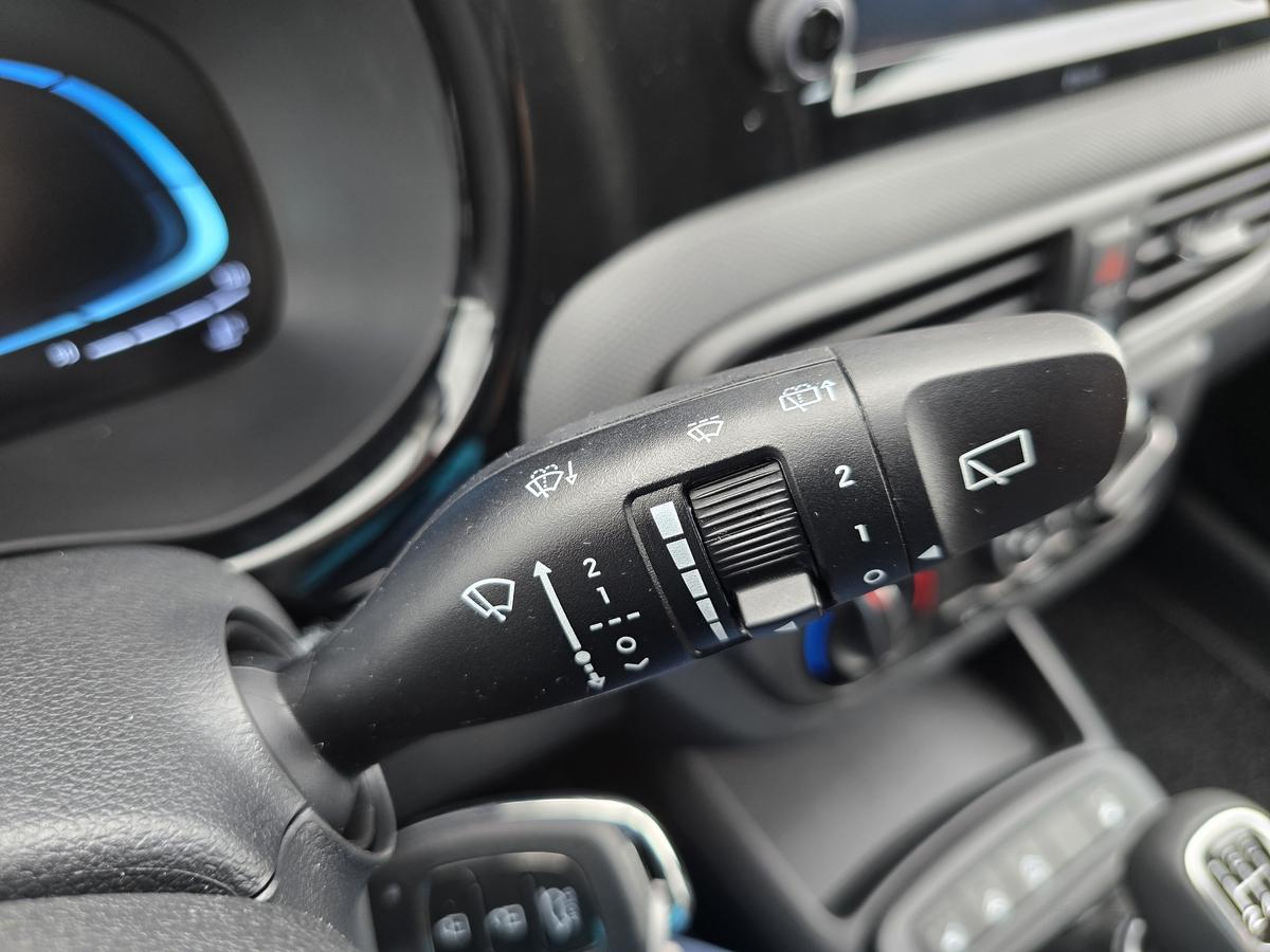 Hyundai i10 1.0 5MT Navi Rückfahrkamera SHZ  DAB beh. Lenkrad