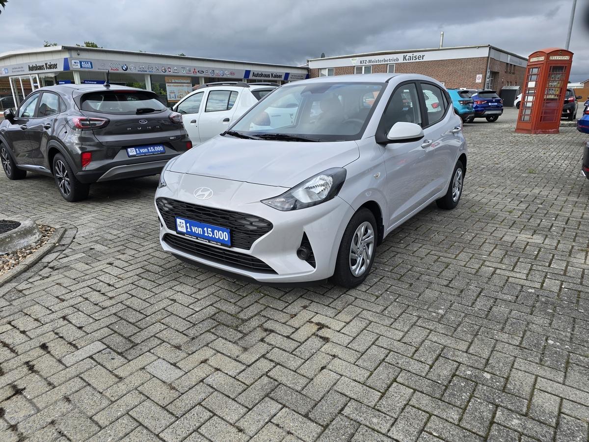 Hyundai i10 1.0 5MT Navi Rückfahrkamera SHZ  DAB beh. Lenkrad