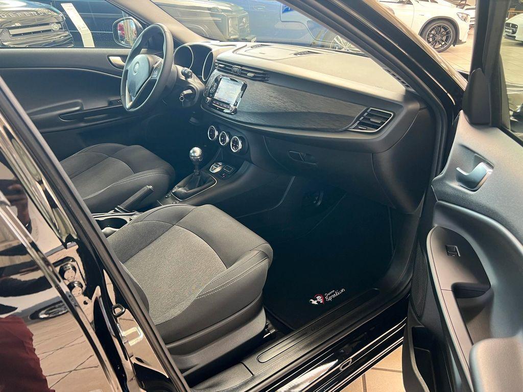 Alfa Romeo Giulietta 1,4 TB 16V*DAB*PDC*NAV*SHZ*KLIMA*USB