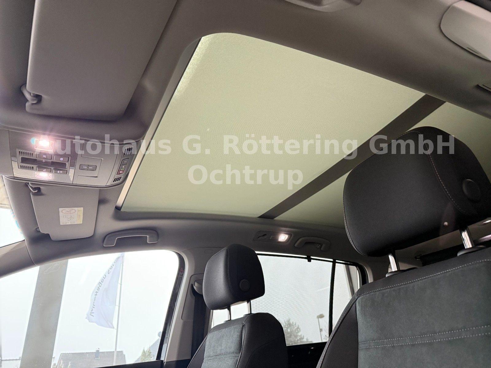 Volkswagen Touran Highline 1.5l TSI DSG+7-Sitzer+Pano+AHK