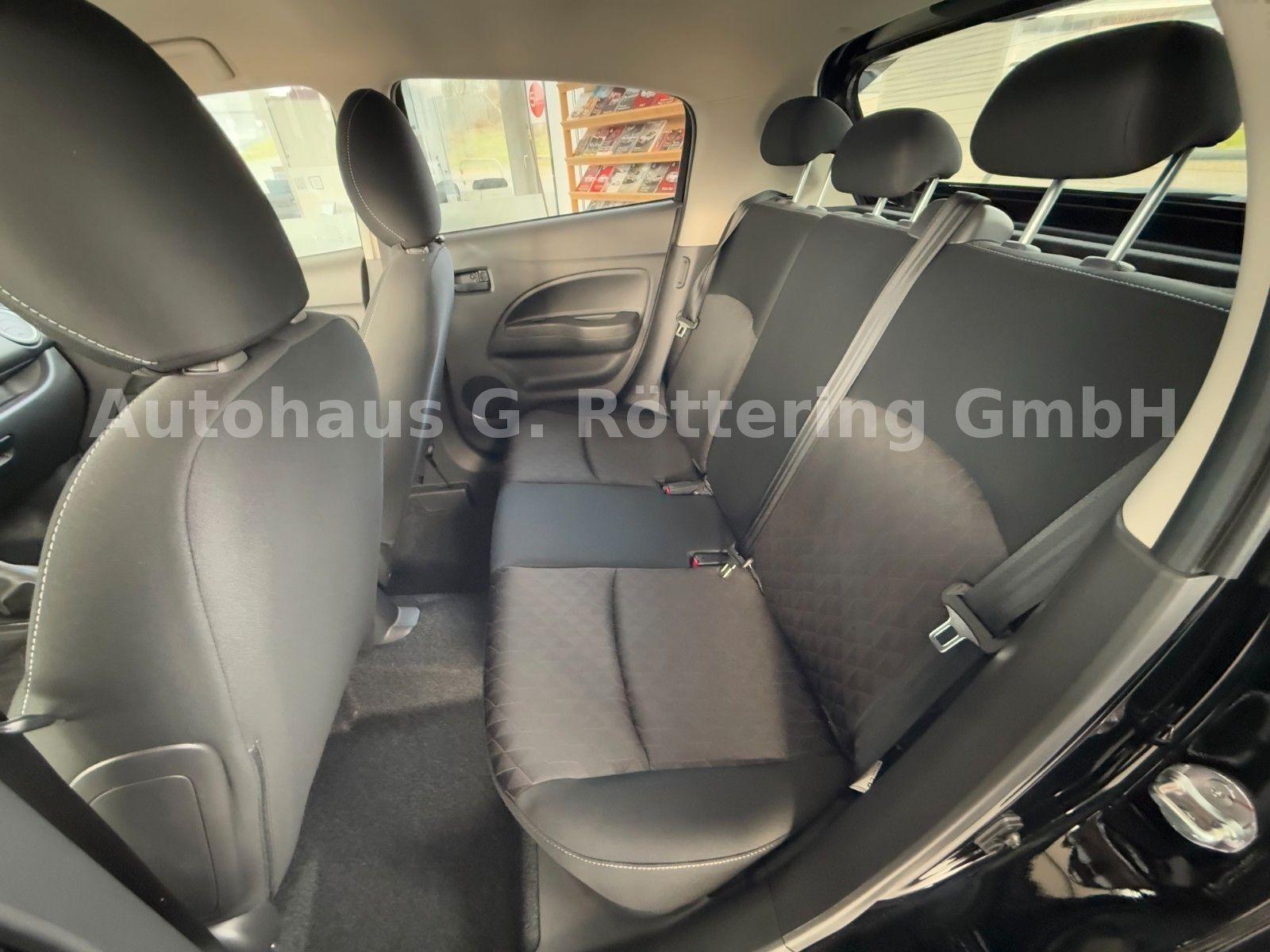 Mitsubishi Space Star Select Plus Black +LM+CarPlay+Klima+