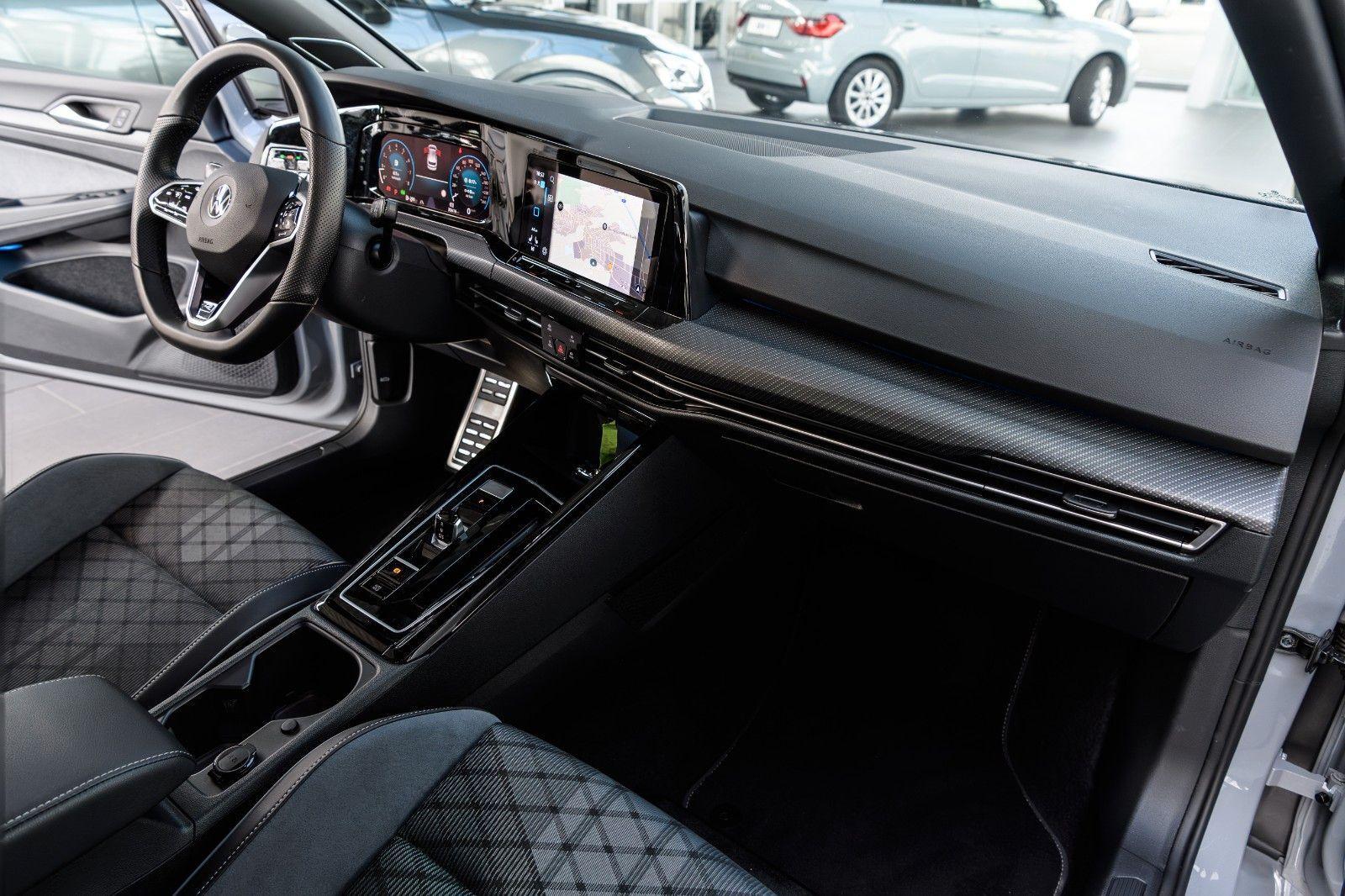 Volkswagen Golf 8 R-Line eTSI +LED+AHK+H&K+KAMERA+18''+